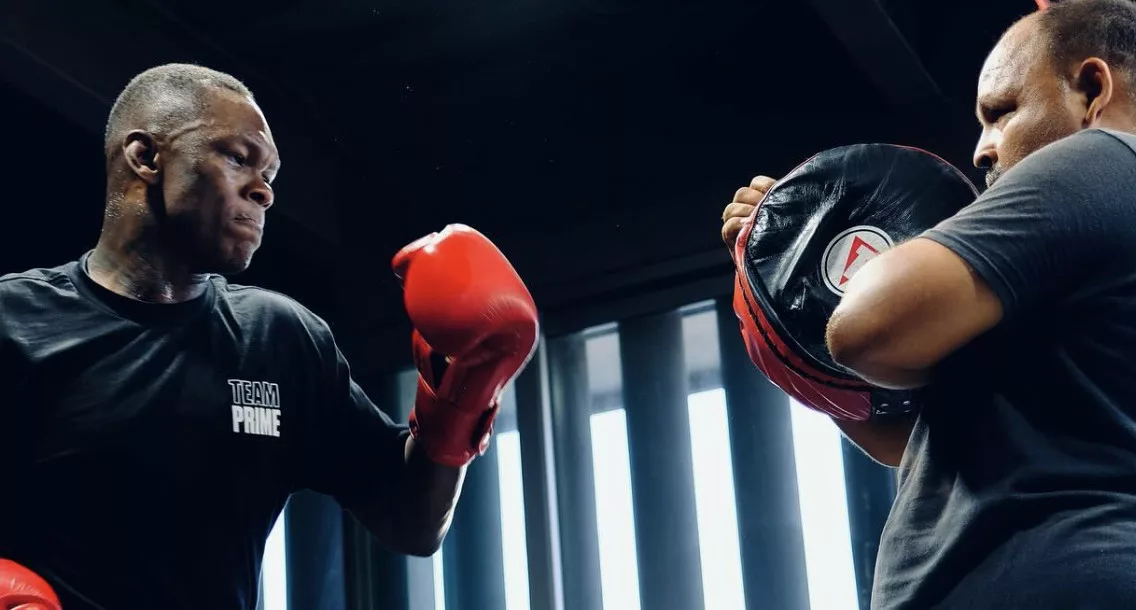 Adesanya Only Wants The Biggest Fights; Jones Blasts Aspinall