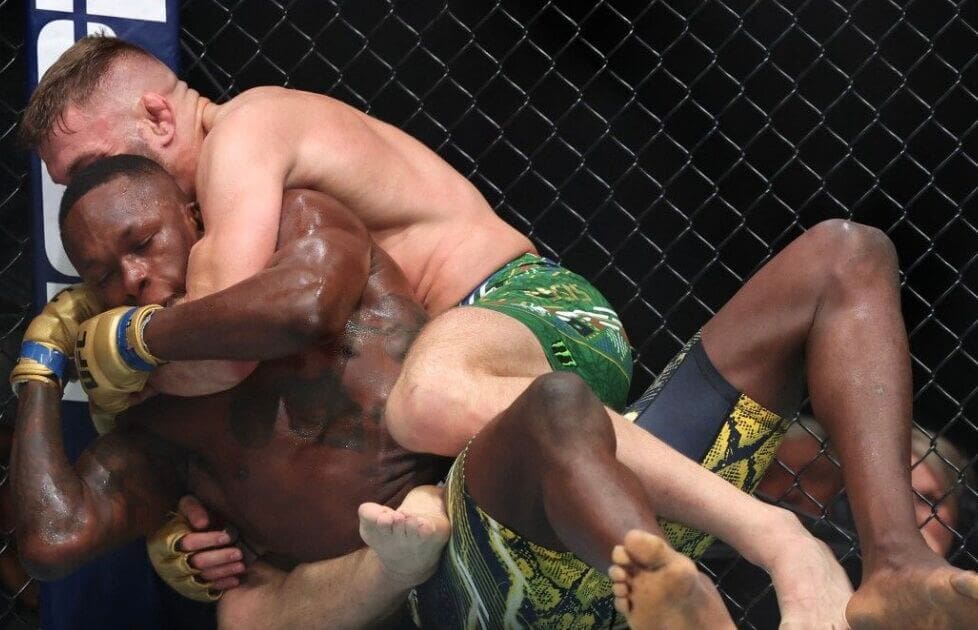 Alex Pereira Questions Adesanya's Loss, Suggests Possible Injury