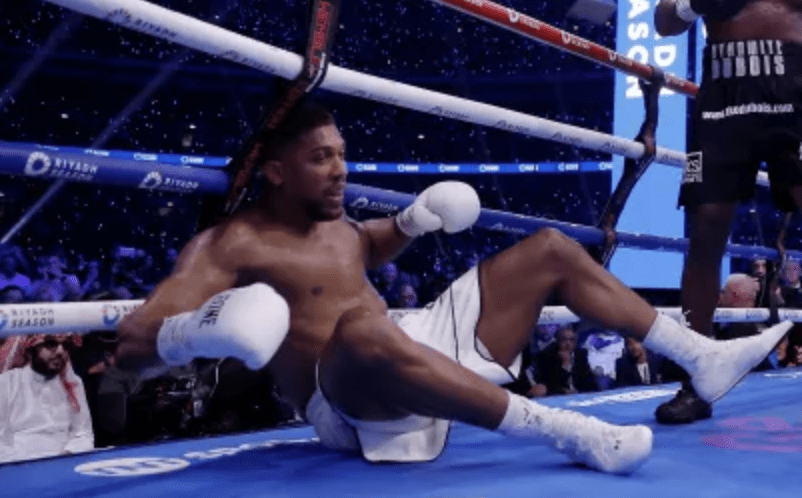 Brook Says Joshua Has A Weak Chin