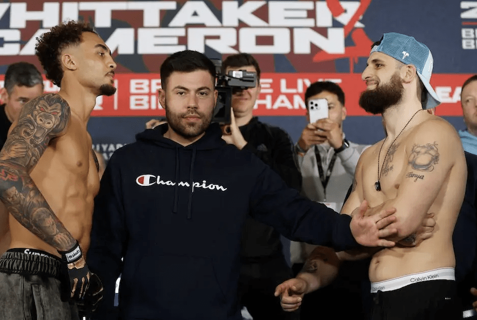 Cameron Questions Whittaker's Weight - 'He’s Getting Smaller'