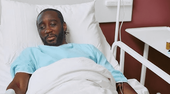 Crawford's ‘Injury' Exposes Canelo's Skill Level