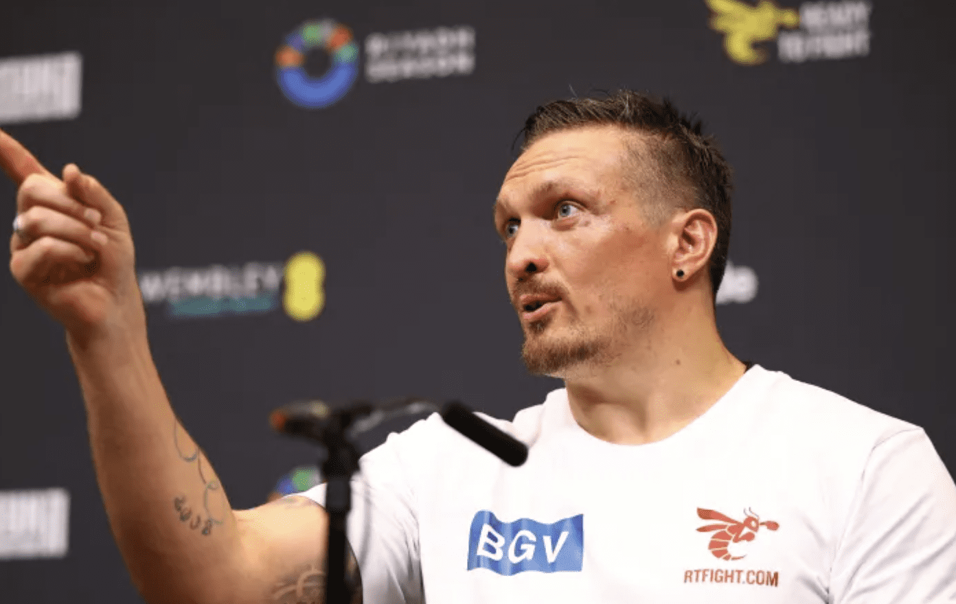 Usyk Warns Paul Over The Joshua Fight – ‘I Will Pray For Jake'