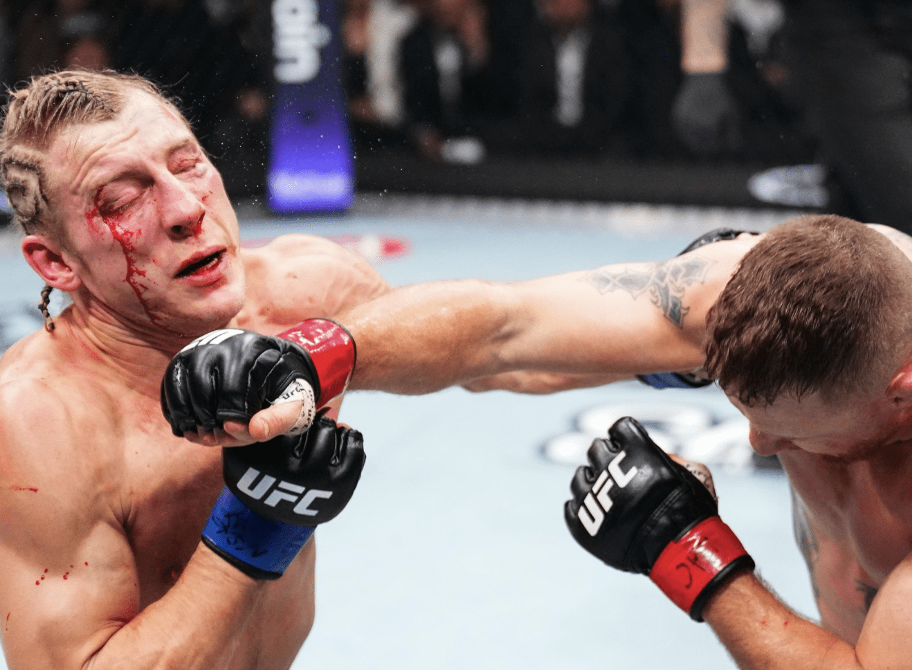 Gaethje Beats Pimblett In A Brutal War