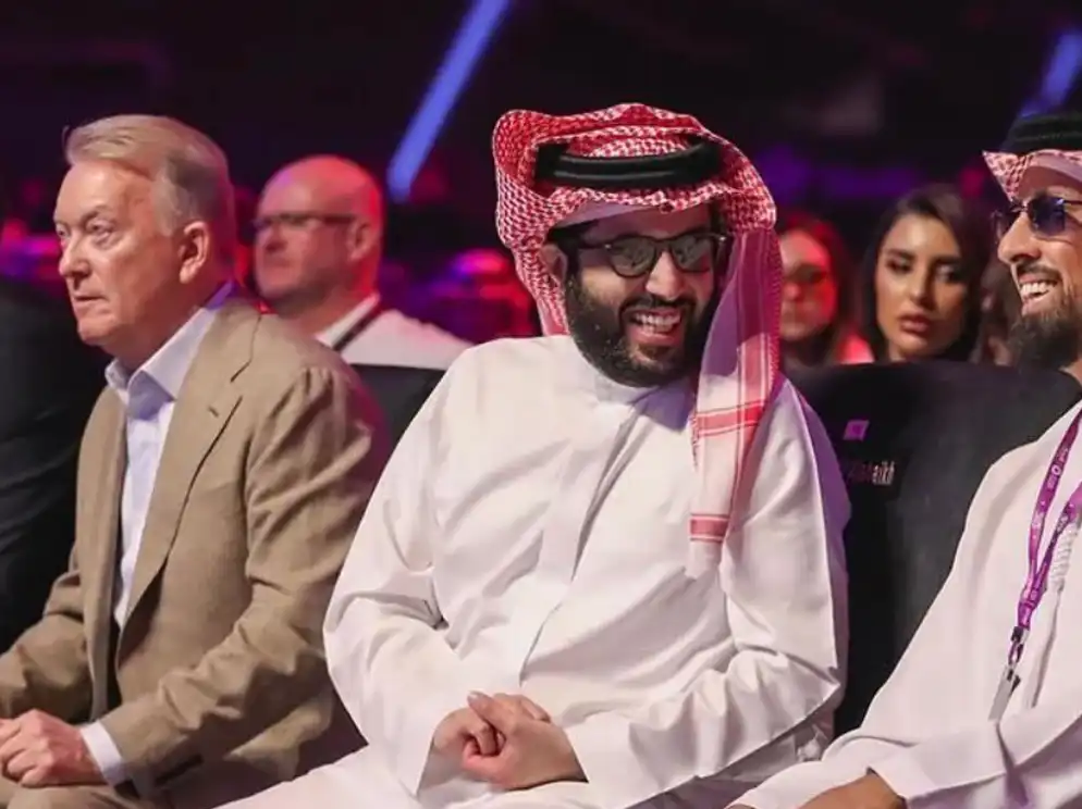 Frank Warren's Potential $1 Billion Legal Action Against Sela And TKO Group