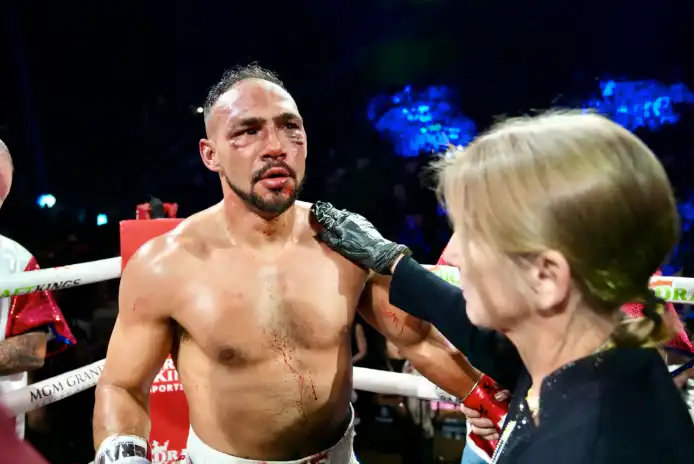 Thurman Refuses To Accept Fundora Stoppage