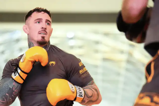 Aspinall Returns To The Gym After Vision Scare